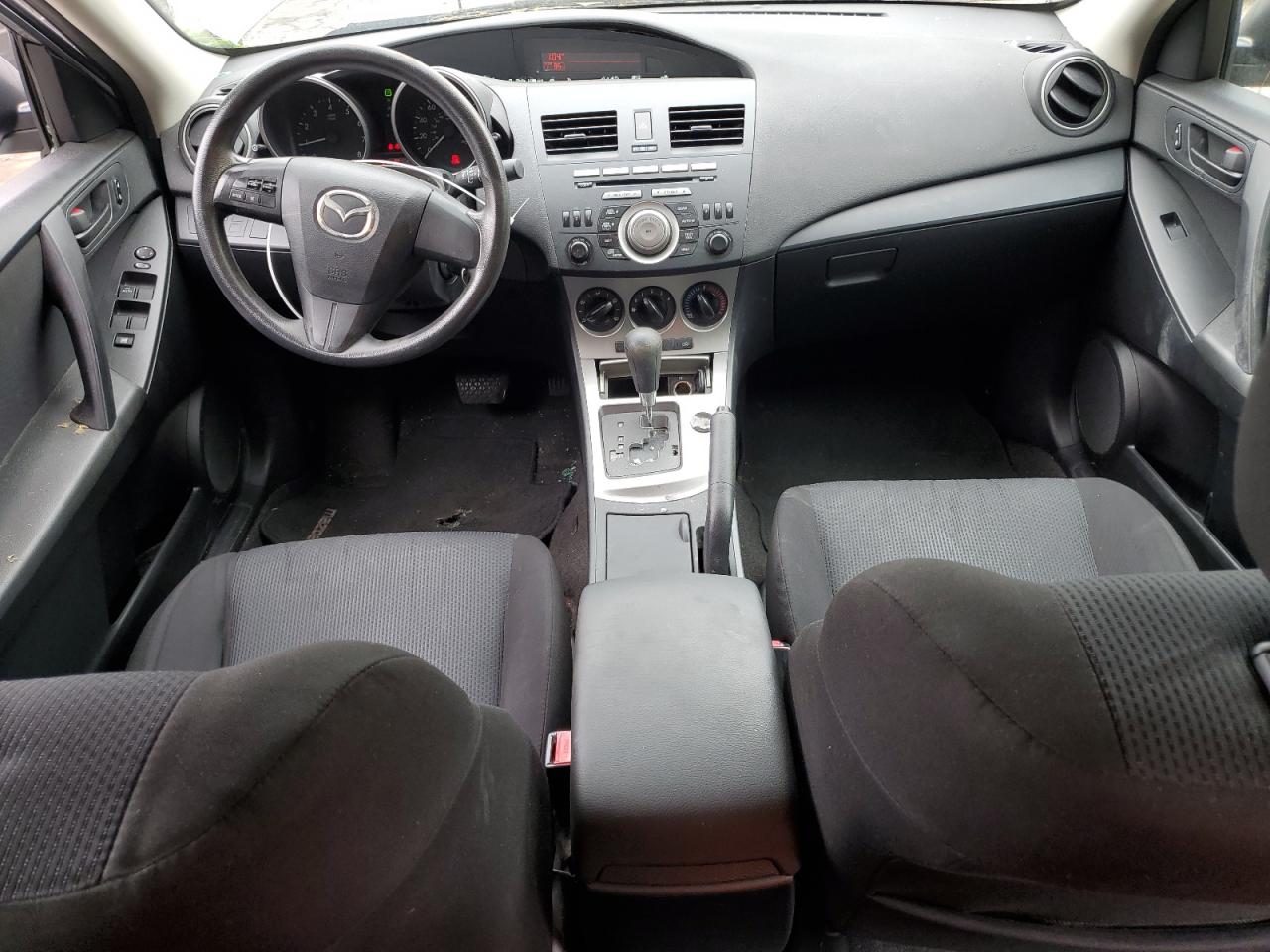 JM1BL1UF3B1376726 2011 Mazda 3 I