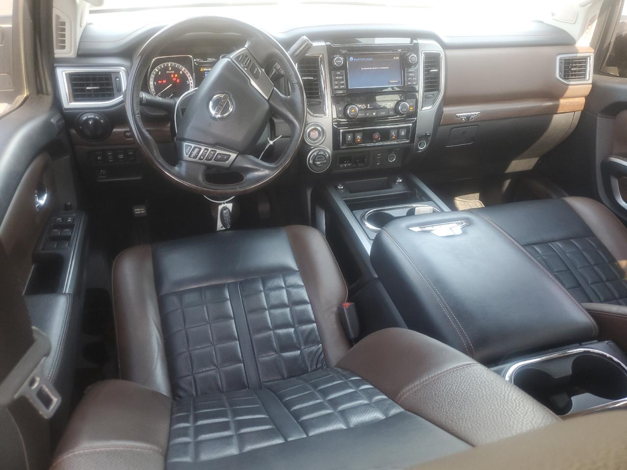 1N6BA1F45JN546977 2018 Nissan Titan Xd Sl