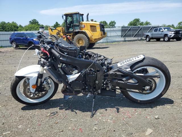 2019 SUZUKI GSX-R600 - JS1GN7FA8K7101347