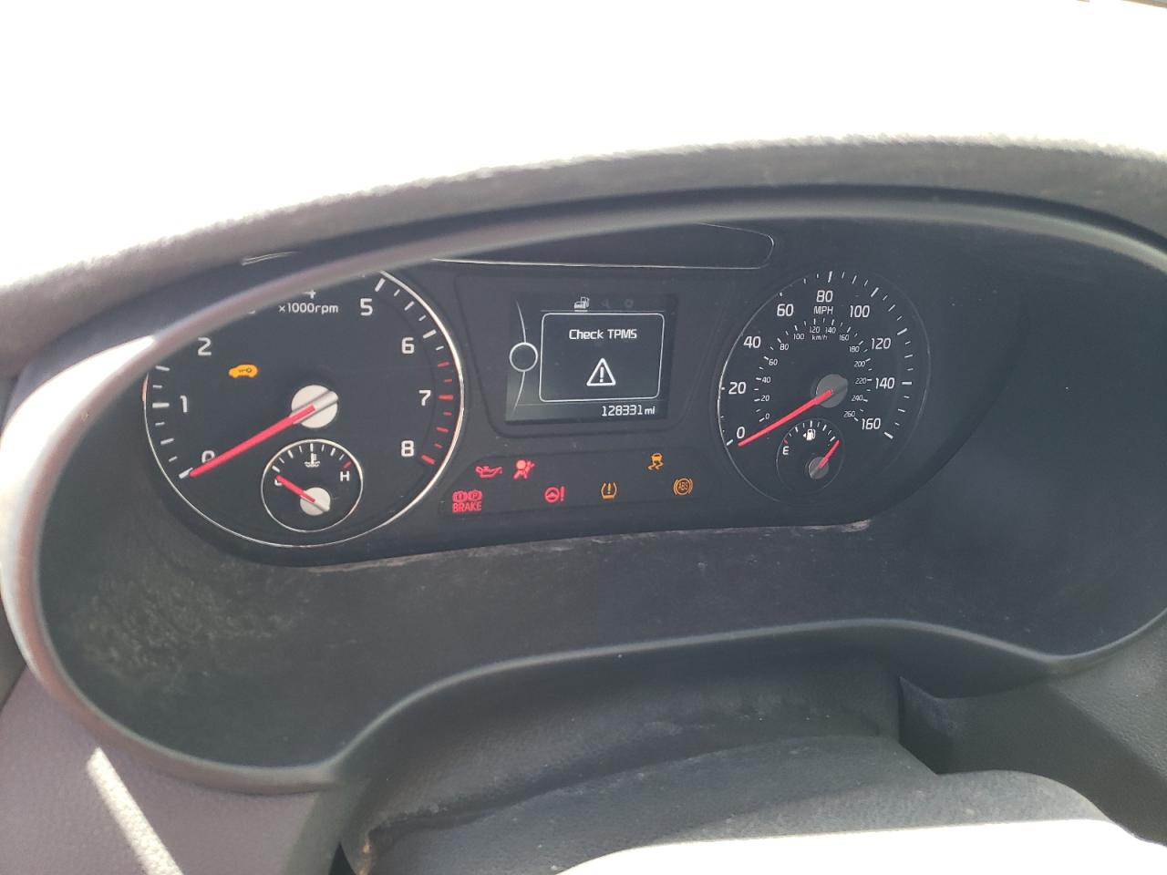 5XYPG4A39JG347834 2018 Kia Sorento Lx