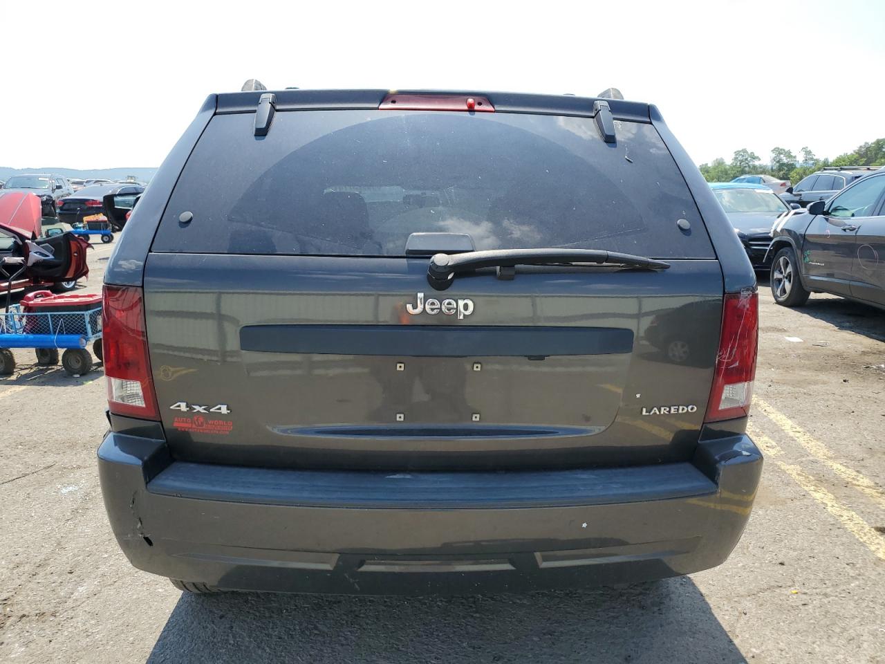 1J4GR48K55C629674 2005 Jeep Grand Cherokee Laredo