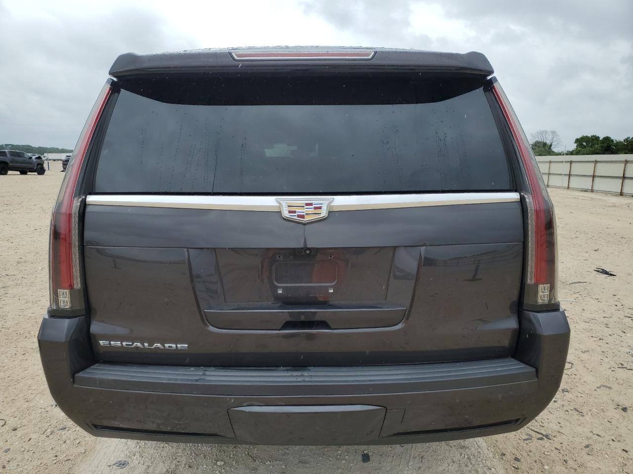 1GYS3HKJ3HR385690 2017 Cadillac Escalade Esv Luxury