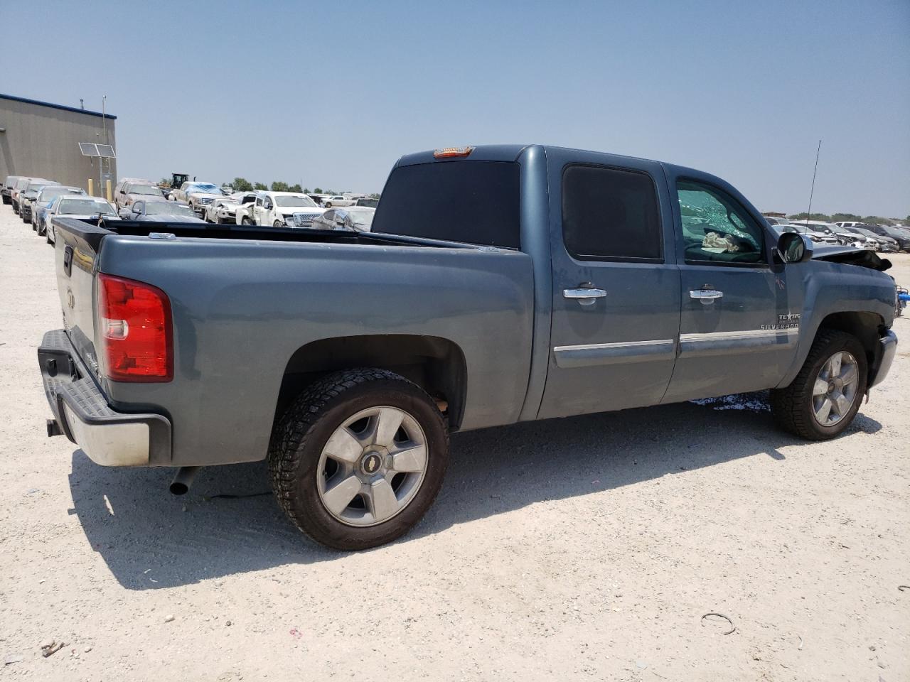 3GCPCSE06BG344859 2011 Chevrolet Silverado C1500 Lt