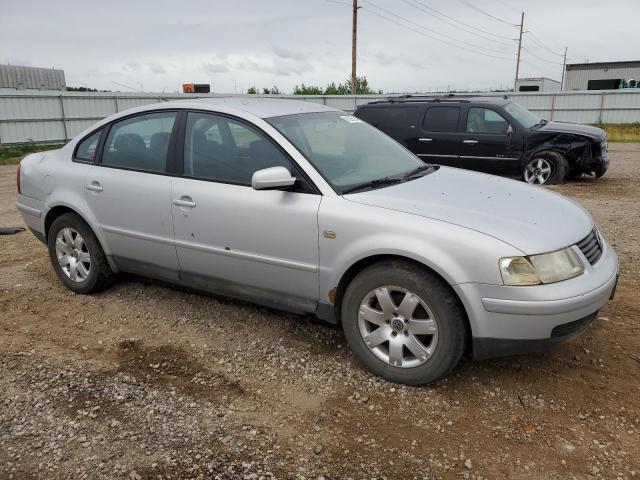 WVWAC63B11P020505 2001 Volkswagen Passat Gls