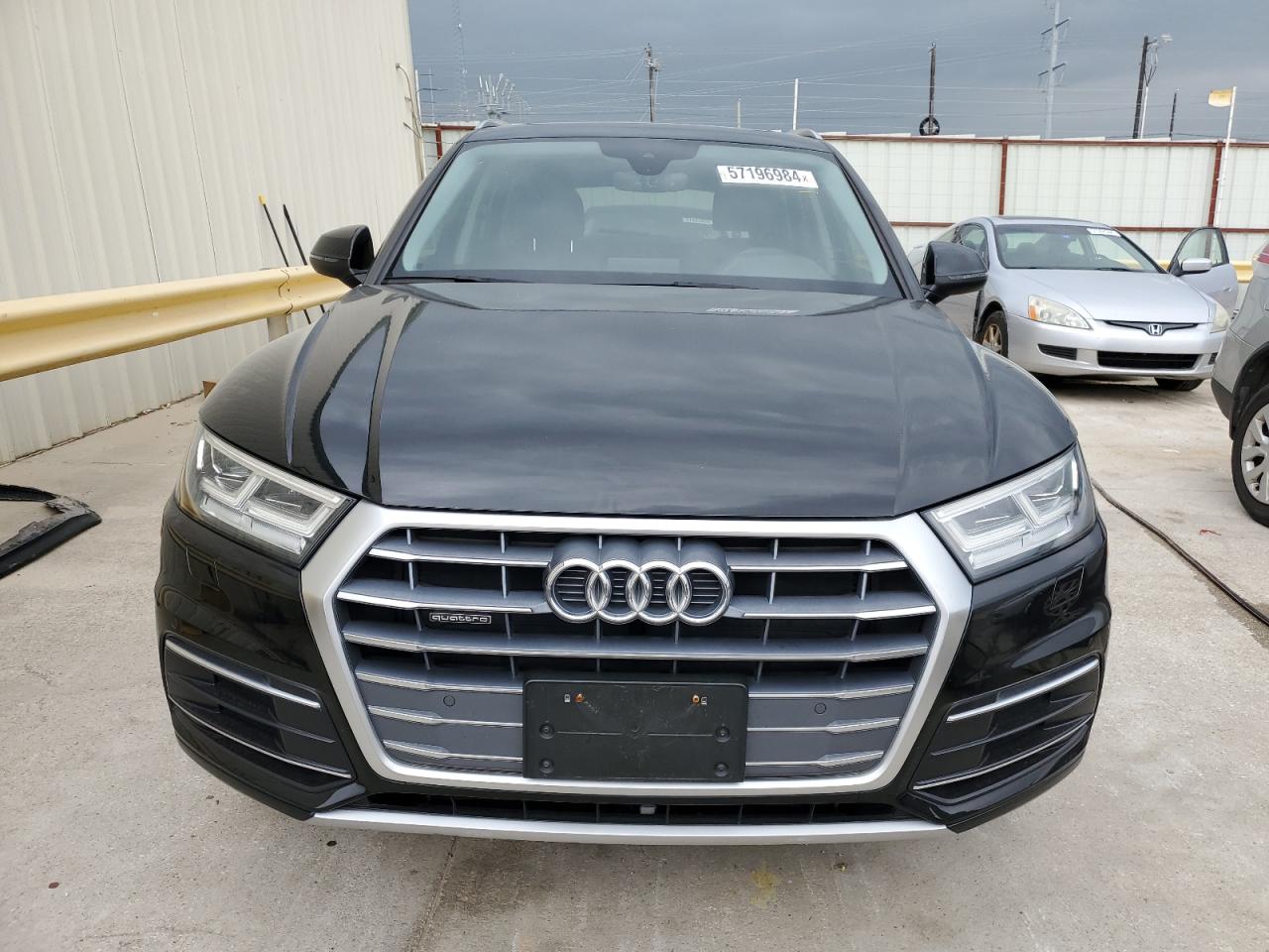 WA1BNAFY3J2194942 2018 Audi Q5 Premium Plus