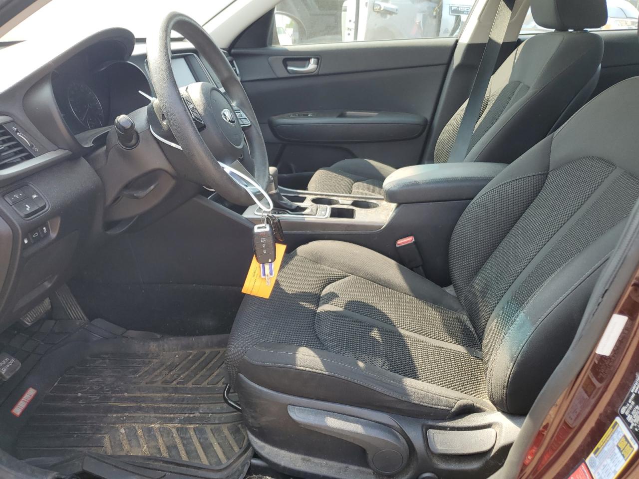 5XXGT4L30KG334663 2019 Kia Optima Lx