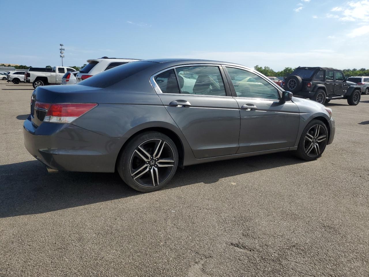 1HGCP2F37BA013297 2011 Honda Accord Lx