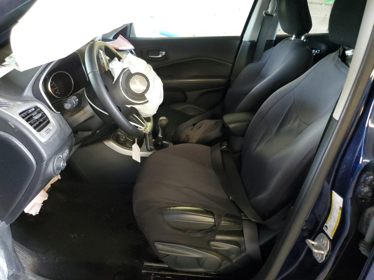 3C4NJDBB6LT148718 2020 Jeep Compass Latitude