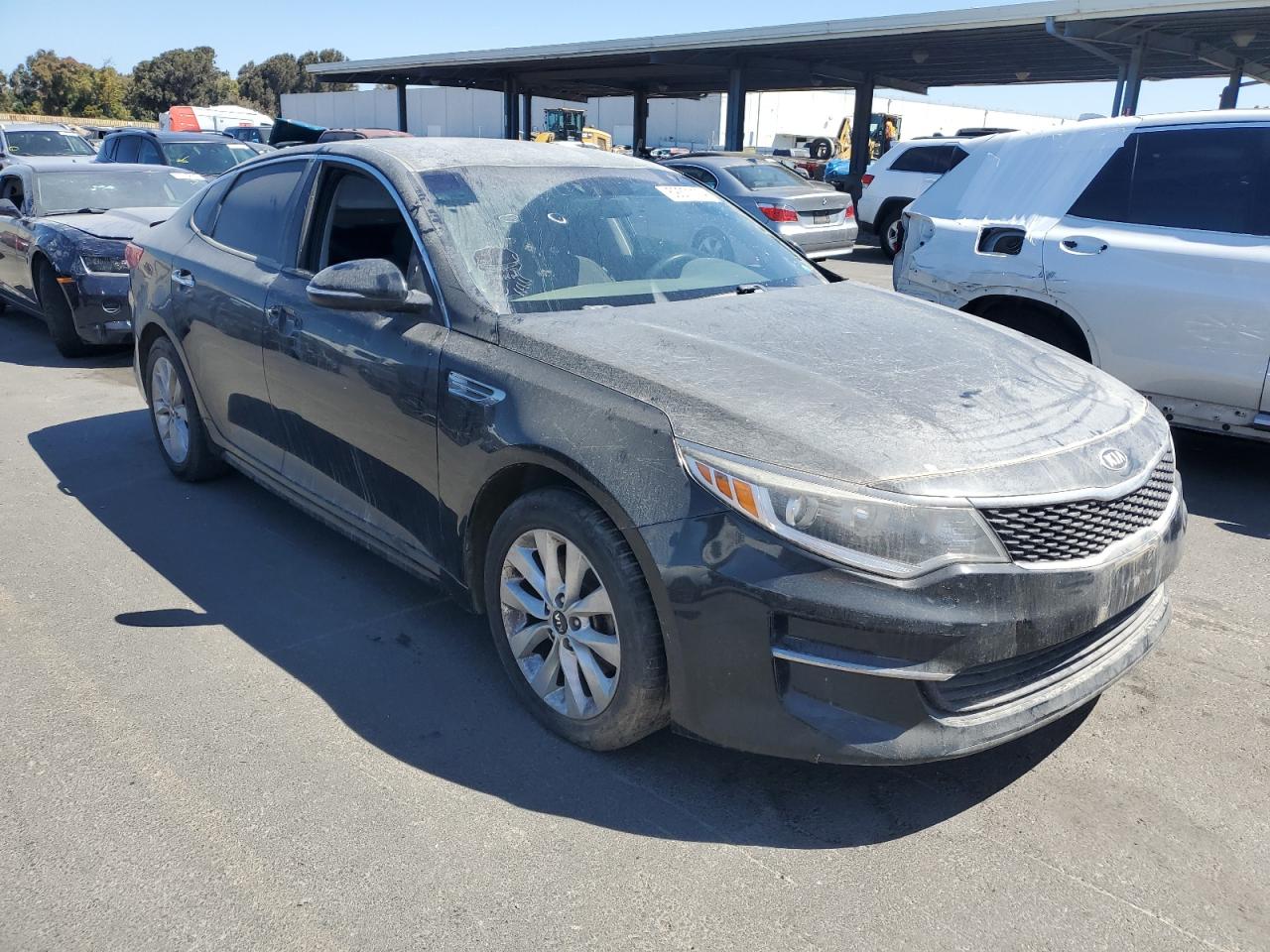 2017 Kia Optima Lx vin: 5XXGT4L30HG128350