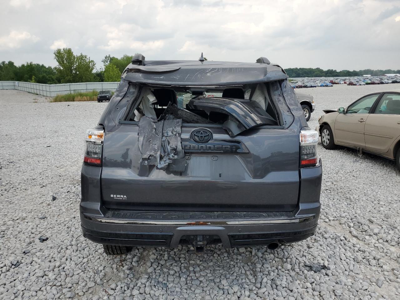 JTEBU5JR9K5707431 2019 Toyota 4Runner Sr5