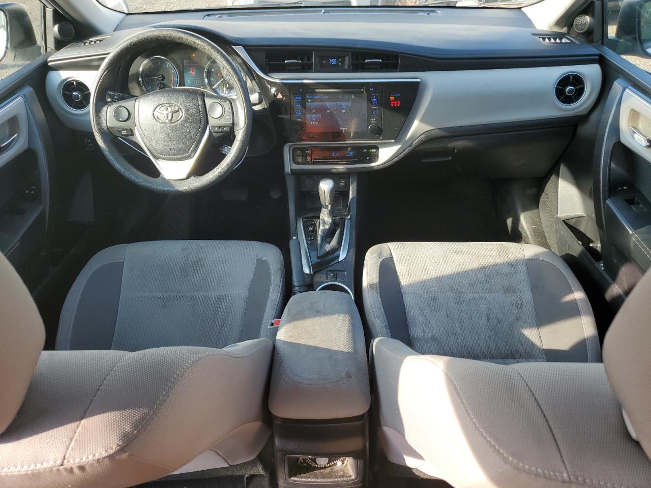 2018 Toyota Corolla L vin: 2T1BURHE4JC021152