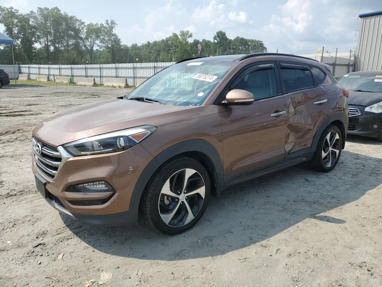 2016 Hyundai Tucson Limited vin: KM8J33A2XGU083657