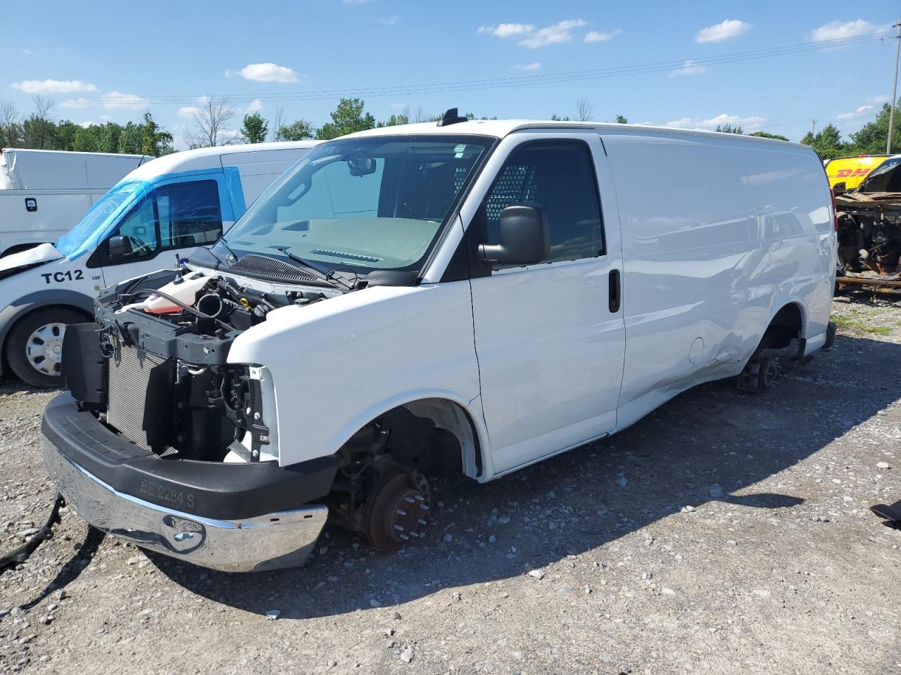 2022 GMC Savana G2500 vin: 1GTW7AFP4N1188765