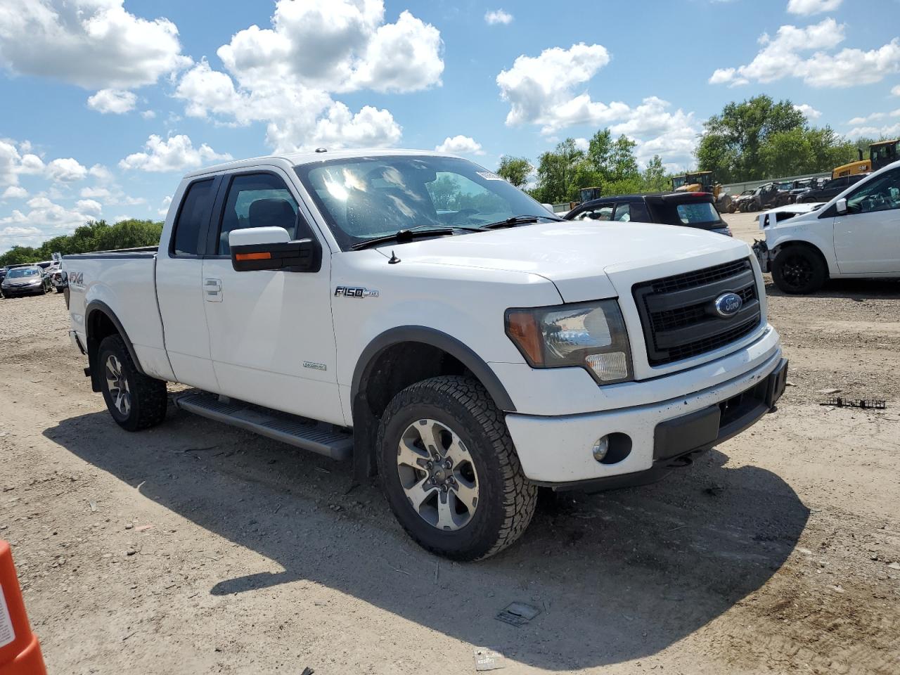 2014 Ford F150 Super Cab vin: 1FTFX1ET9EFC99040