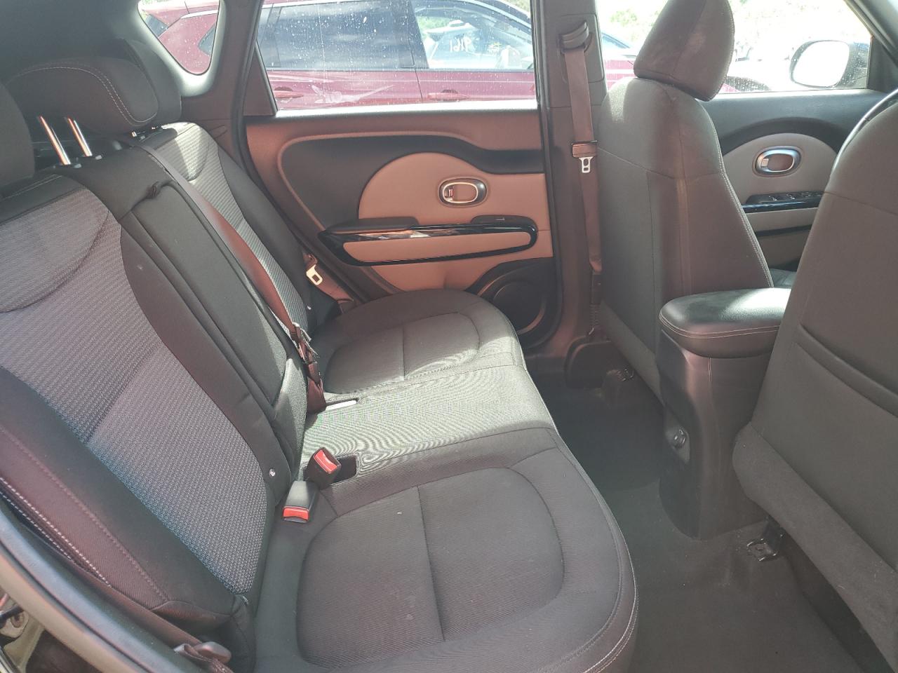 KNDJP3A53H7416025 2017 Kia Soul +