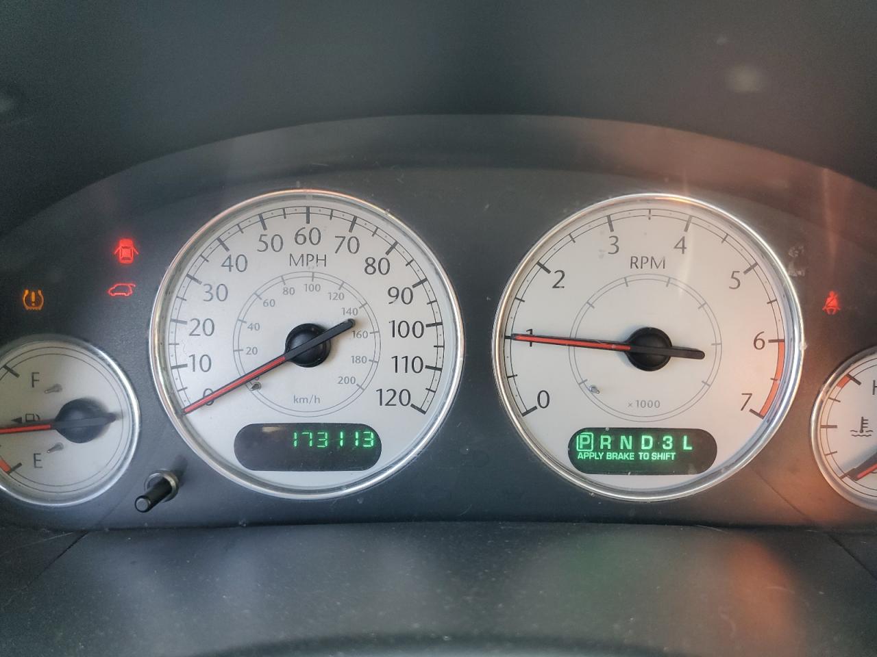 2C4GP64L25R402715 2005 Chrysler Town & Country Limited