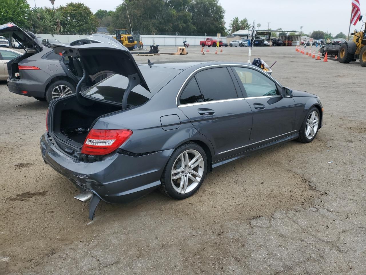 WDDGF8AB6DR265069 2013 Mercedes-Benz C 300 4Matic