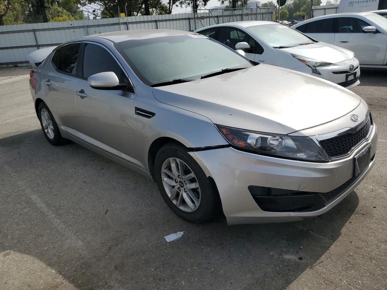 KNAGM4A78B5115552 2011 Kia Optima Lx