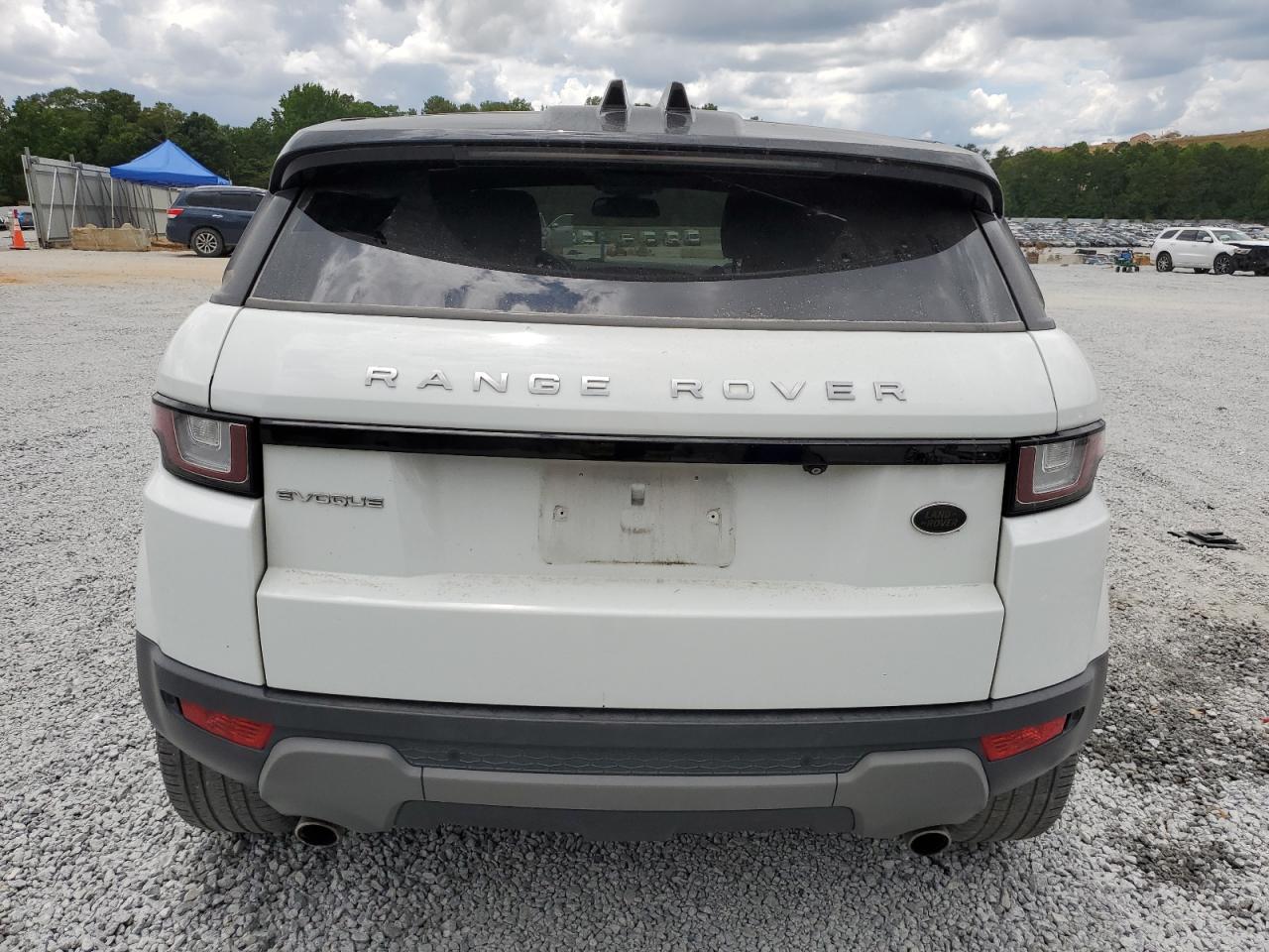 SALVP2RX0JH269351 2018 Land Rover Range Rover Evoque Se