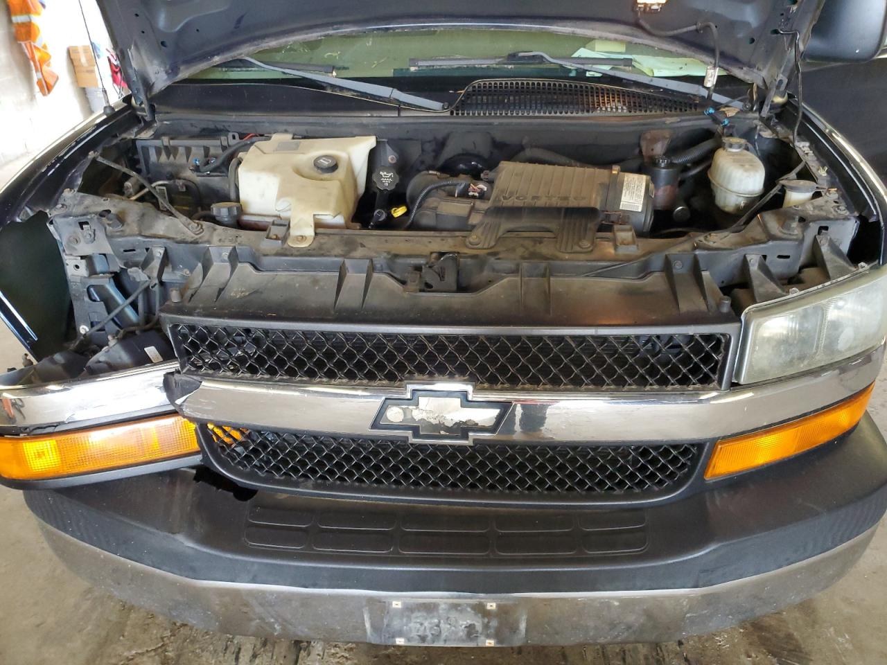 1GCGG29U551190021 2005 Chevrolet Express G2500