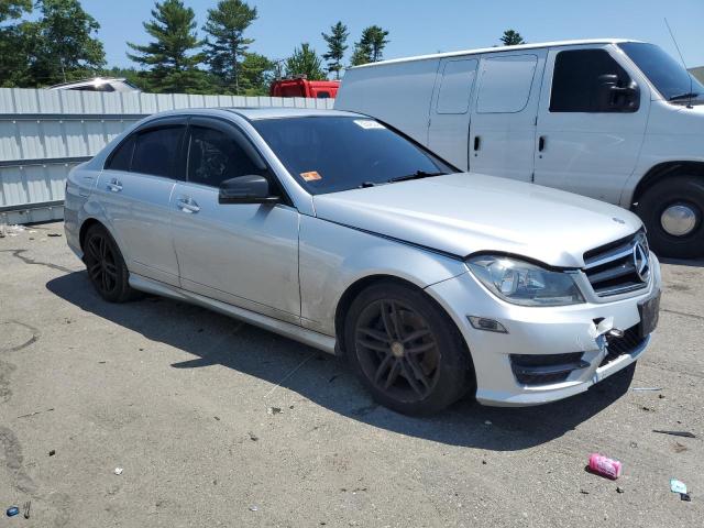 VIN WDDGF8AB2EA957412 2014 Mercedes-Benz C-Class, 3... no.4