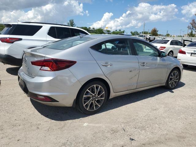 2020 HYUNDAI ELANTRA SE - 5NPD84LF3LH593894