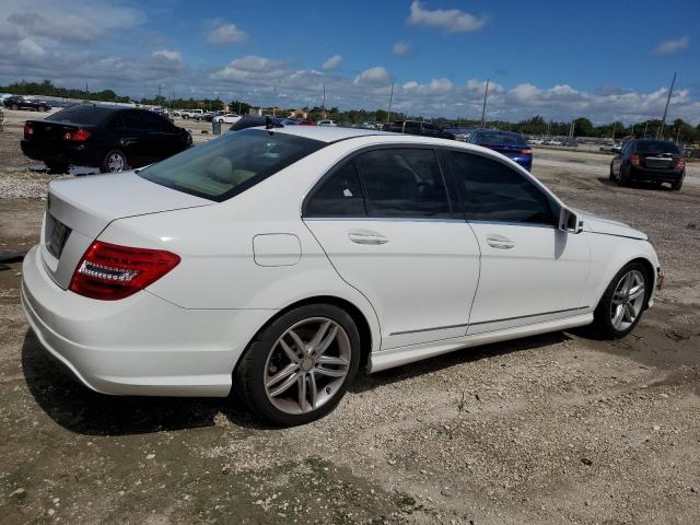 VIN WDDGF4HB1DR287365 2013 Mercedes-Benz C-Class, 250 no.3