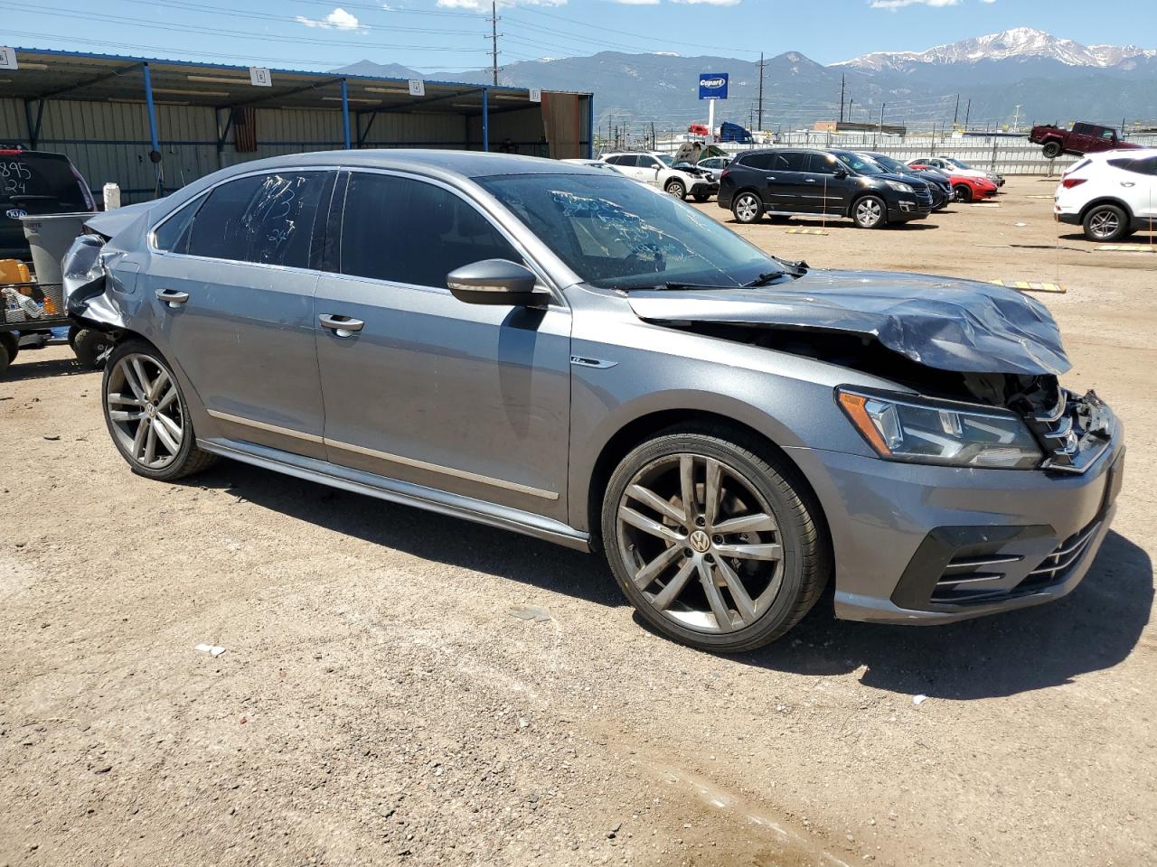 2017 Volkswagen Passat R-Line vin: 1VWDT7A36HC023560