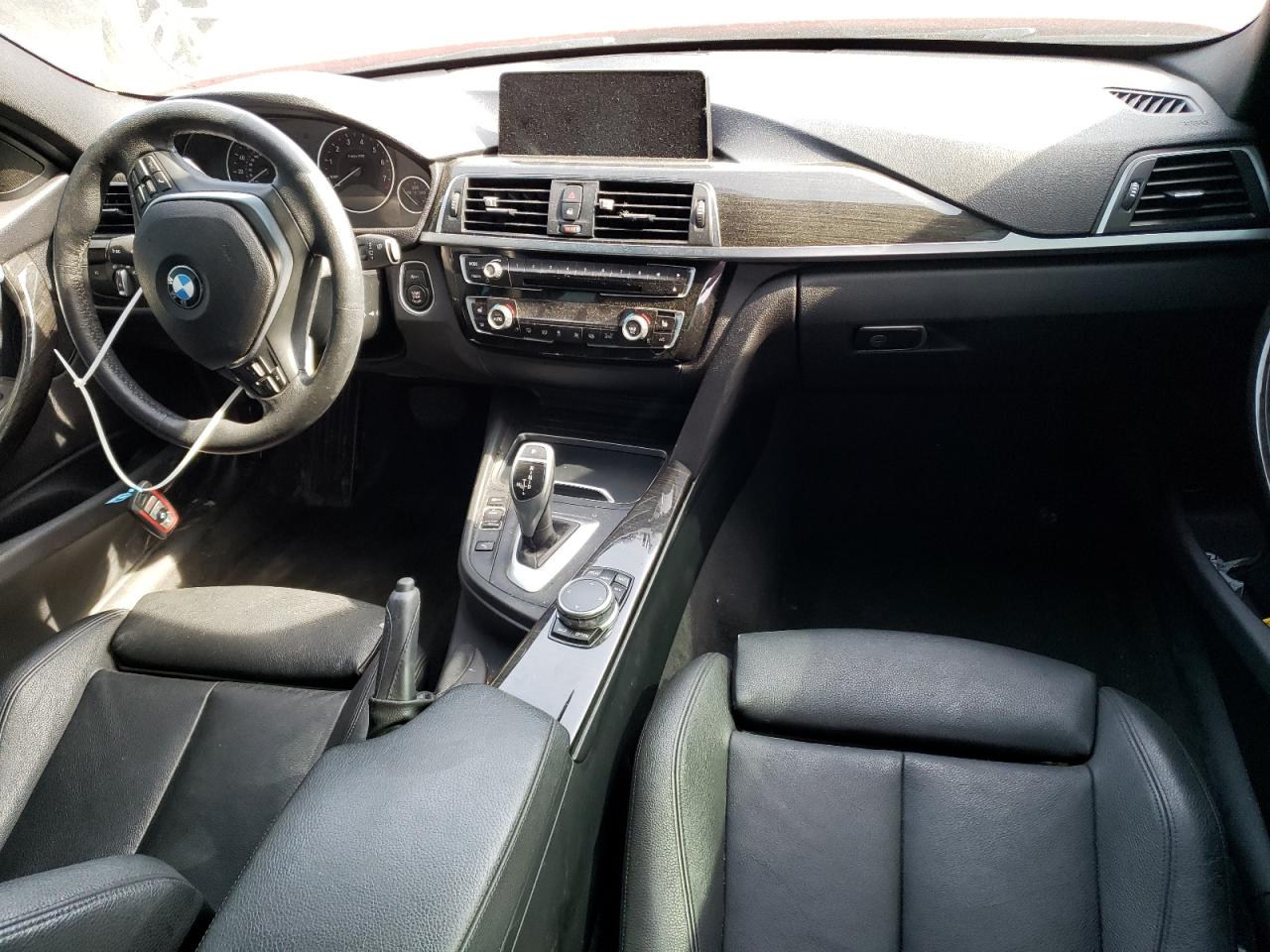 WBA8D9G54HNU59573 2017 BMW 330 Xi