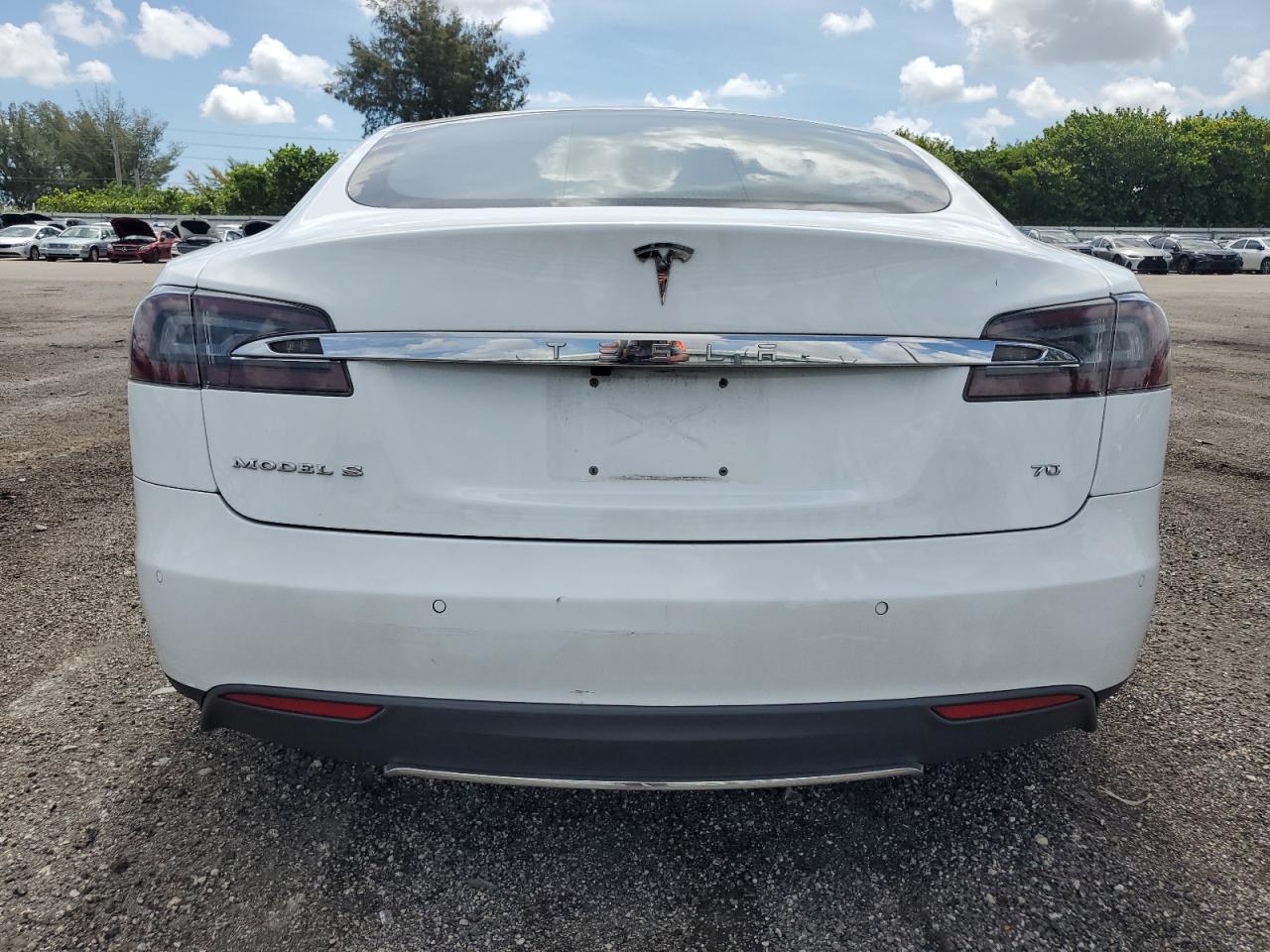 5YJSA1E15FF111053 2015 Tesla Model S