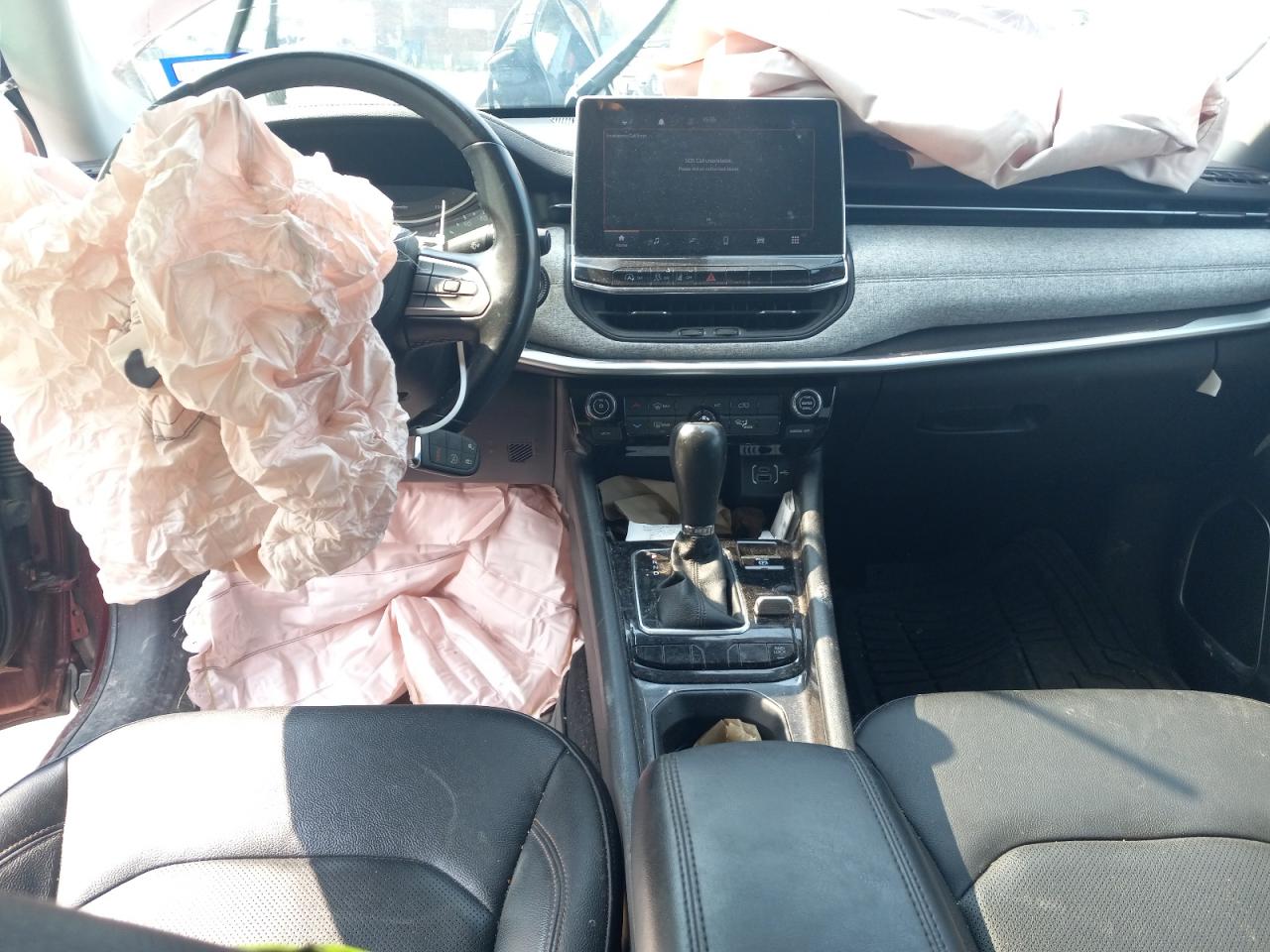 3C4NJDFB2NT109041 2022 Jeep Compass Latitude Lux