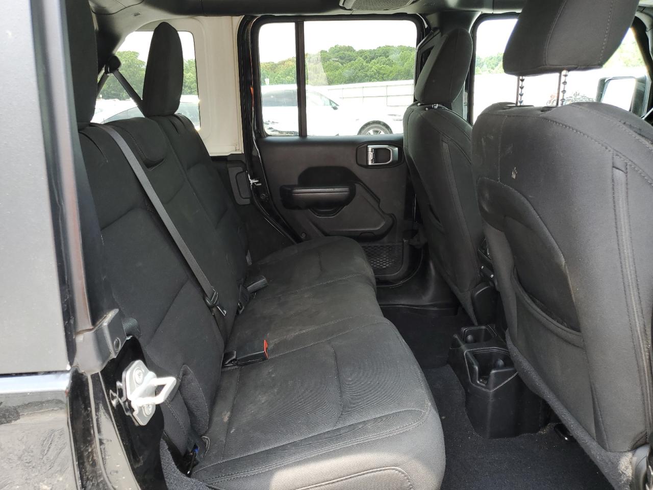 1C4HJXDG7LW240843 2020 Jeep Wrangler Unlimited Sport