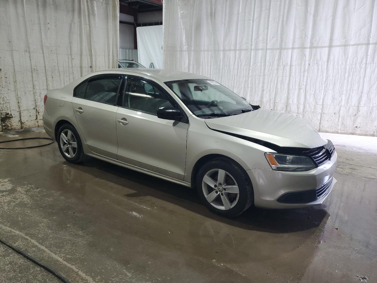 3VW1K7AJ5EM302027 2014 Volkswagen Jetta Base