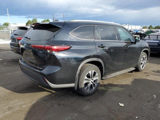 VIN 5TDHZRBH9MS554527 2021 Toyota Highlander, Xle no.3