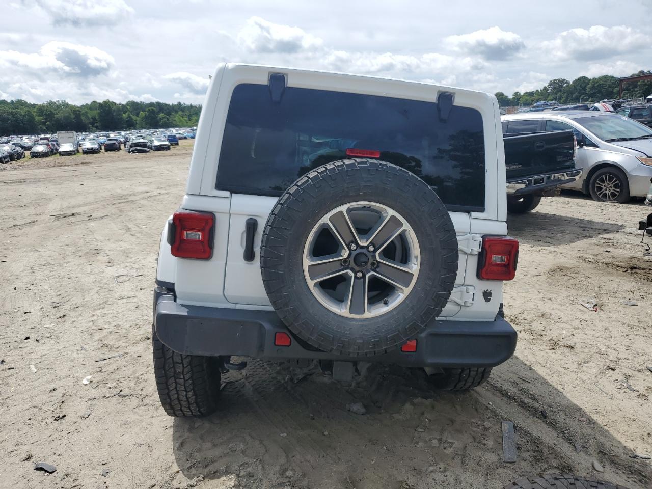 1C4HJXEN6MW709306 2021 Jeep Wrangler Unlimited Sahara