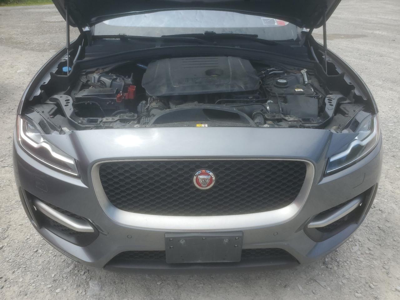 SADCL2BN7HA488270 2017 Jaguar F-Pace R - Sport