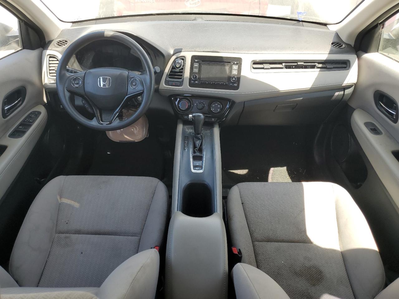 3CZRU5H34JM711216 2018 Honda Hr-V Lx