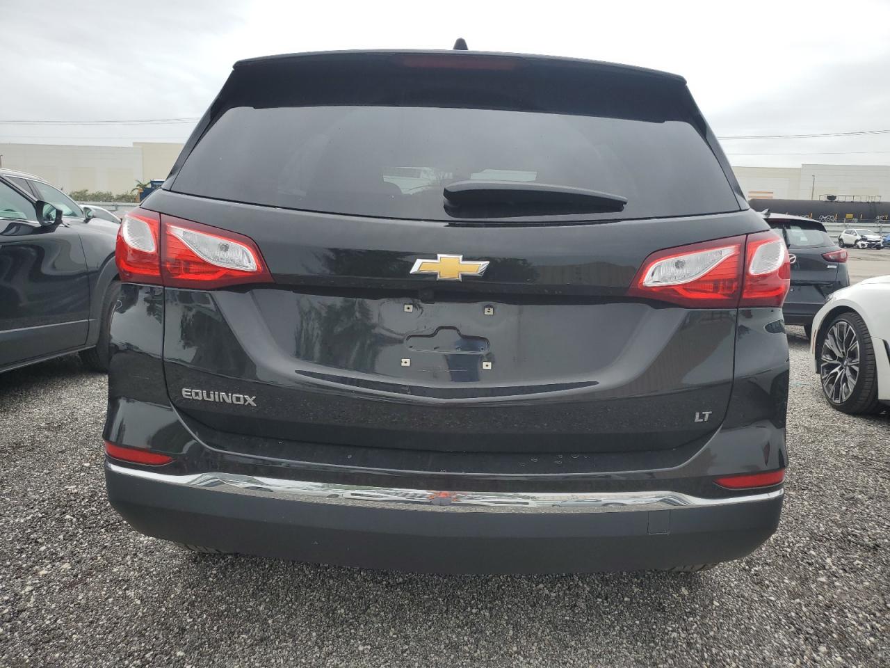 2GNAXKEV0M6119526 2021 Chevrolet Equinox Lt