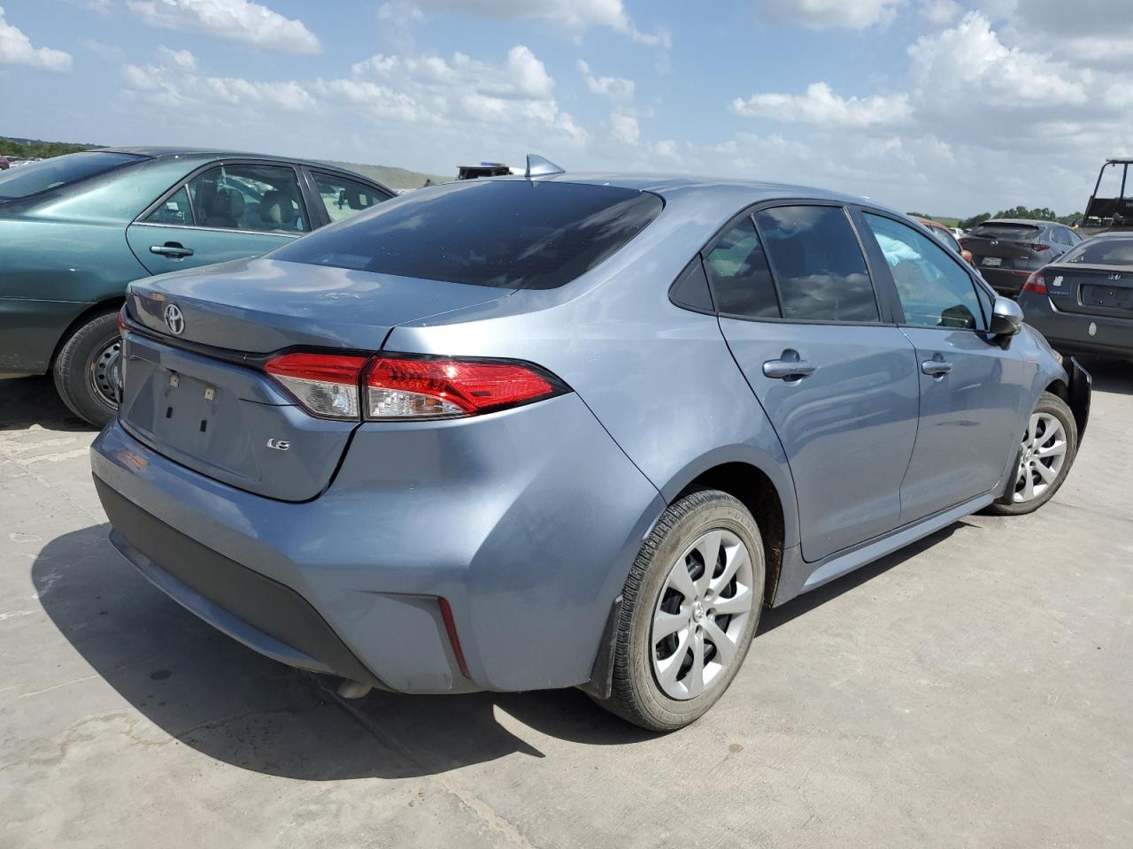 2021 Toyota Corolla Le vin: 5YFEPMAE4MP200801