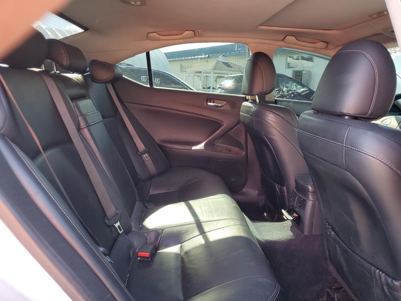 JTHCK262192032323 2009 Lexus Is 250