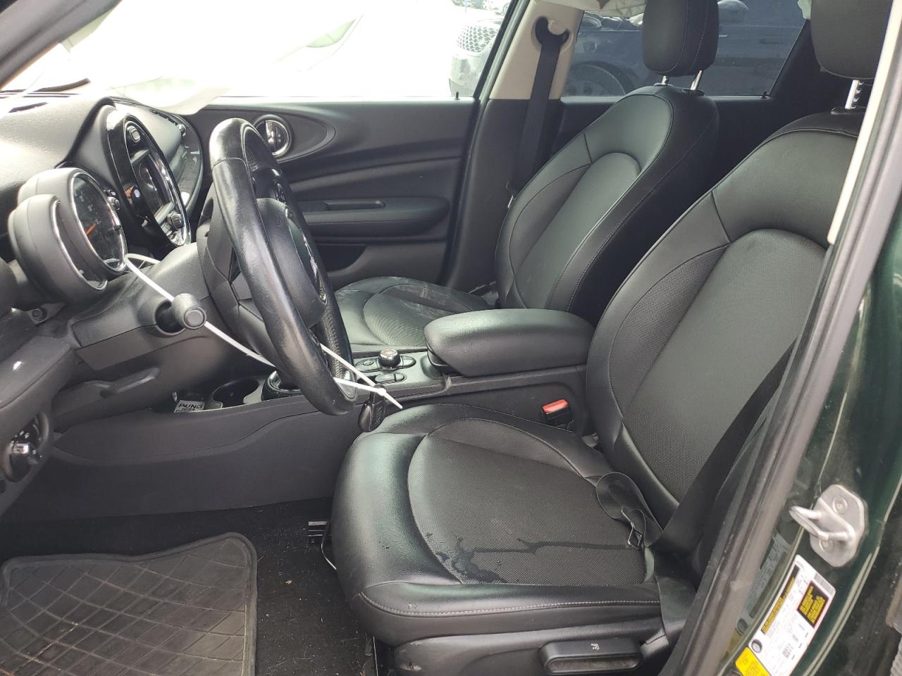 WMWLN5C53G2E30526 2016 Mini Cooper Clubman