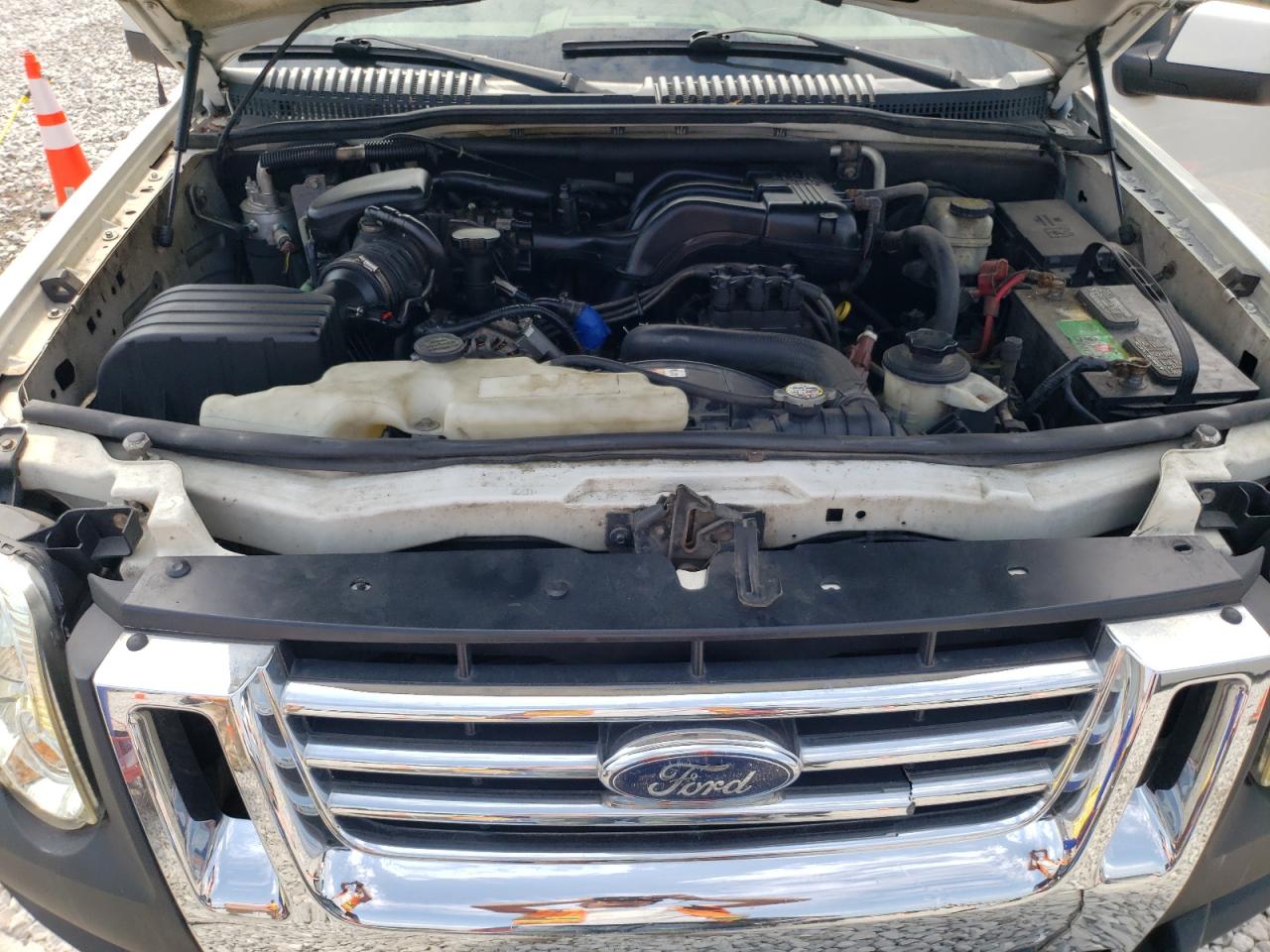 1FMEU7EE0AUA39961 2010 Ford Explorer Eddie Bauer