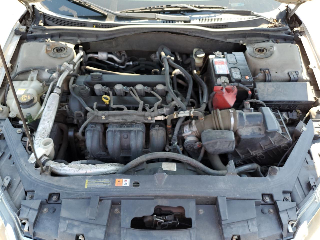 3FAHP0HA1AR258076 2010 Ford Fusion Se