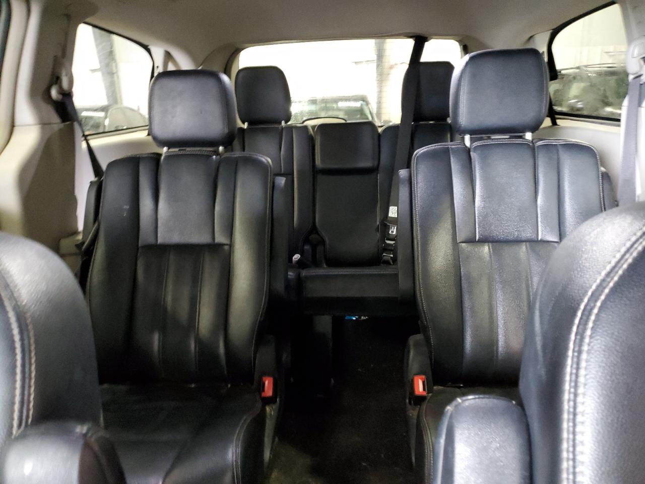 2C4RC1BG2FR565332 2015 Chrysler Town & Country Touring