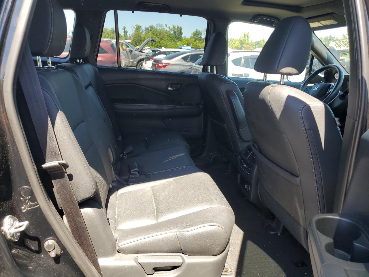 5FNYF8H00KB011170 2019 Honda Passport Elite