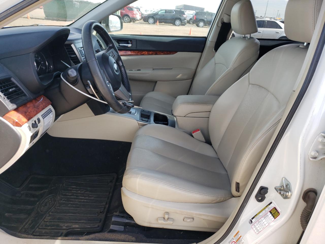 4S4BRDJC4B2381076 2011 Subaru Outback 3.6R Limited