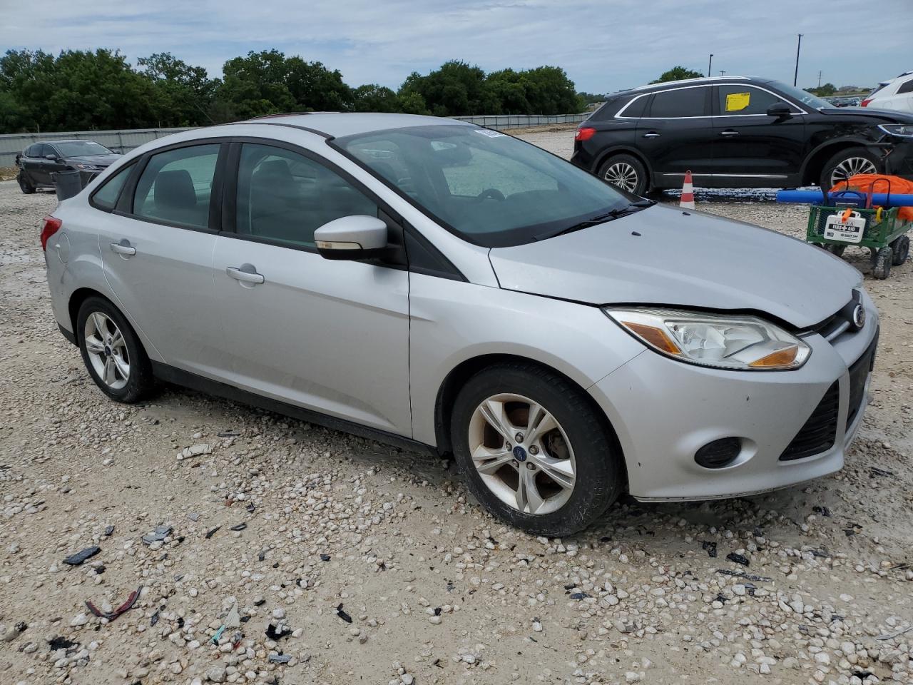 2014 Ford Focus Se vin: 1FADP3F26EL354513