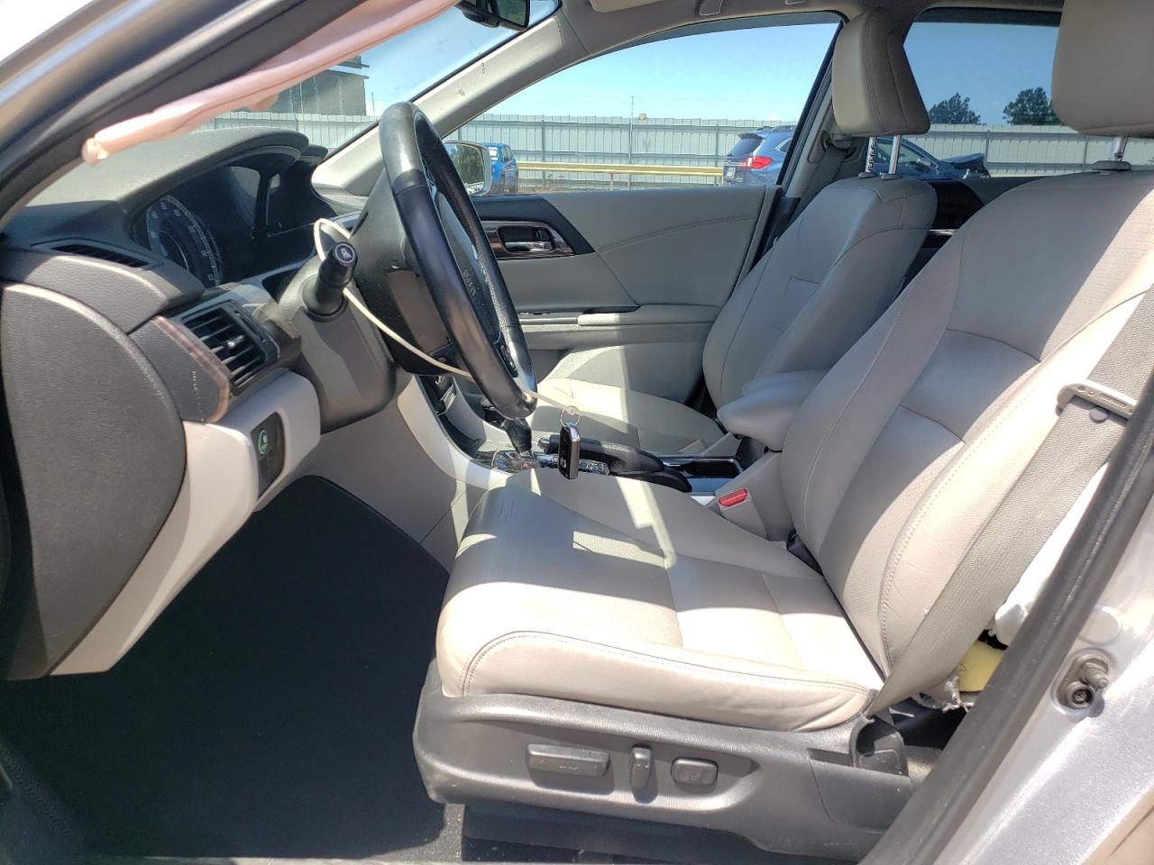 1HGCR2F95HA069035 HONDA ACCORD 2017
