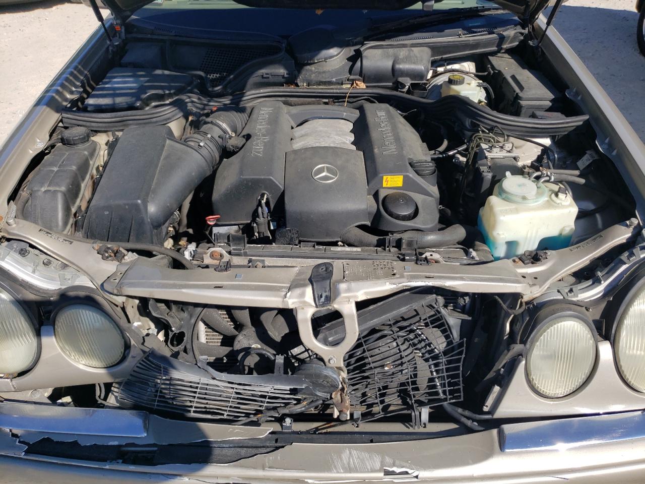 WDBJF65F2WA666104 1998 Mercedes-Benz E 320