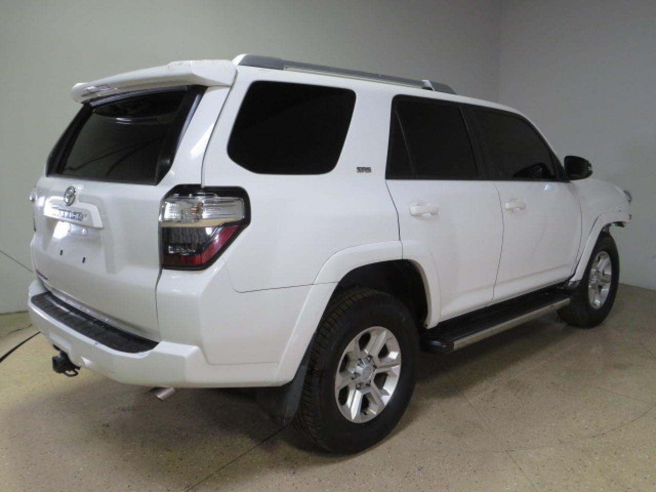 2018 Toyota 4Runner Sr5 vin: JTEZU5JR0J5170705